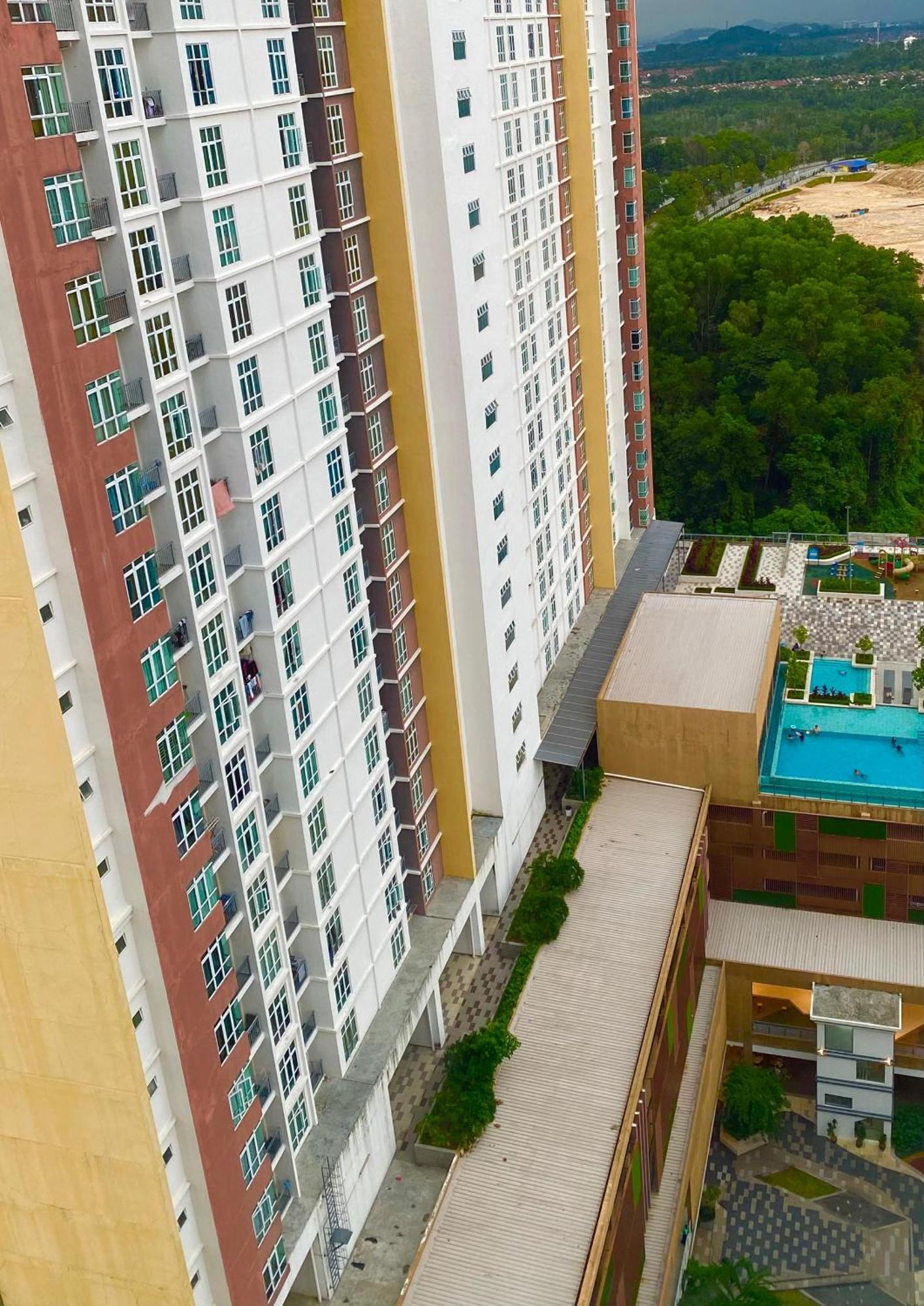 2 Bedrooms Suites At Mesahill Nilai With Mall By D'Kay Homes, Near Usim Klia ภายนอก รูปภาพ
